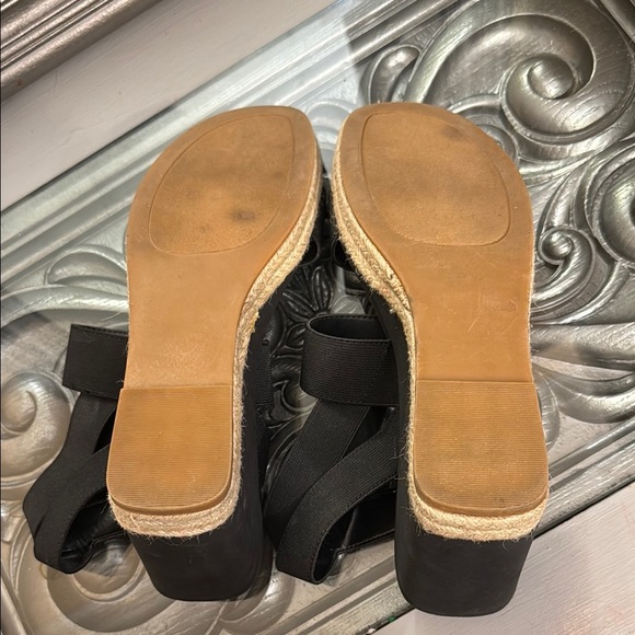 Caslon Leona CNLeona-Fab Women’s 11 Black Elastic Strap Espadrille Sandals - Picture 4 of 11